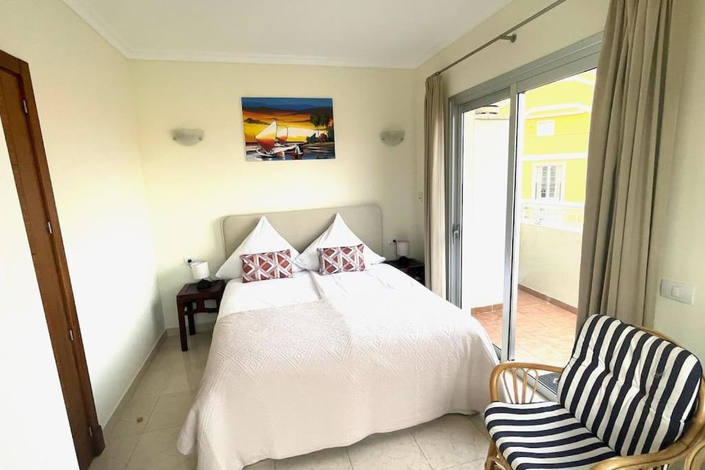 Luxurioese Duplex Ferienwohnung In Sehr Ruhiger Wohnanlage Mit Meerblick Palm-mar Eksteriør bilde