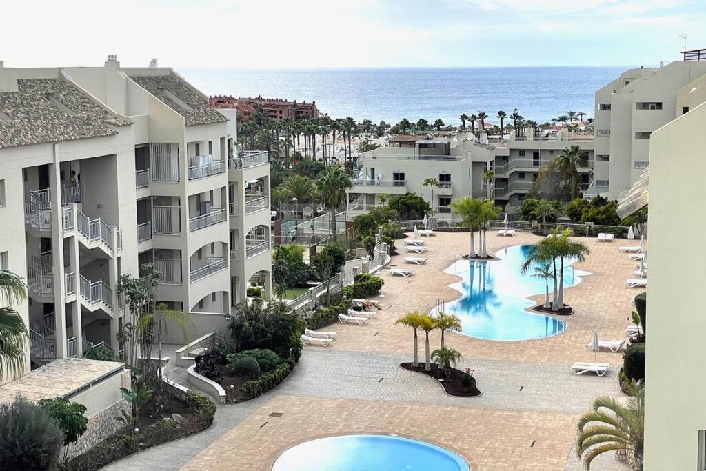 Luxurioese Duplex Ferienwohnung In Sehr Ruhiger Wohnanlage Mit Meerblick Palm-mar Eksteriør bilde